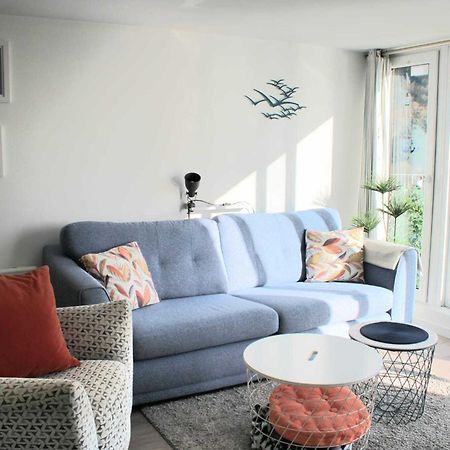 May View - Luxury Sea View Apartment - Millendreath, 루 외부 사진